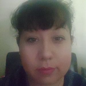 Meet your Posher, Eva